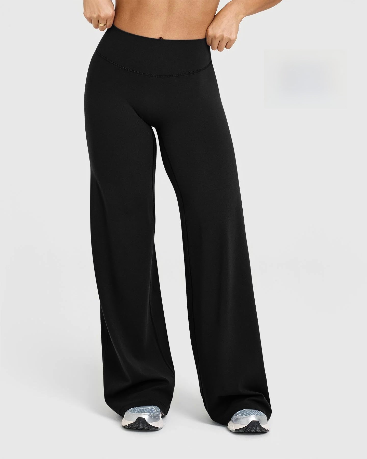 Pantalones rectos y anchos 