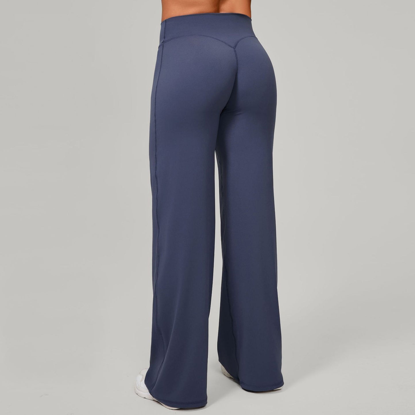 Pantalones rectos y anchos 