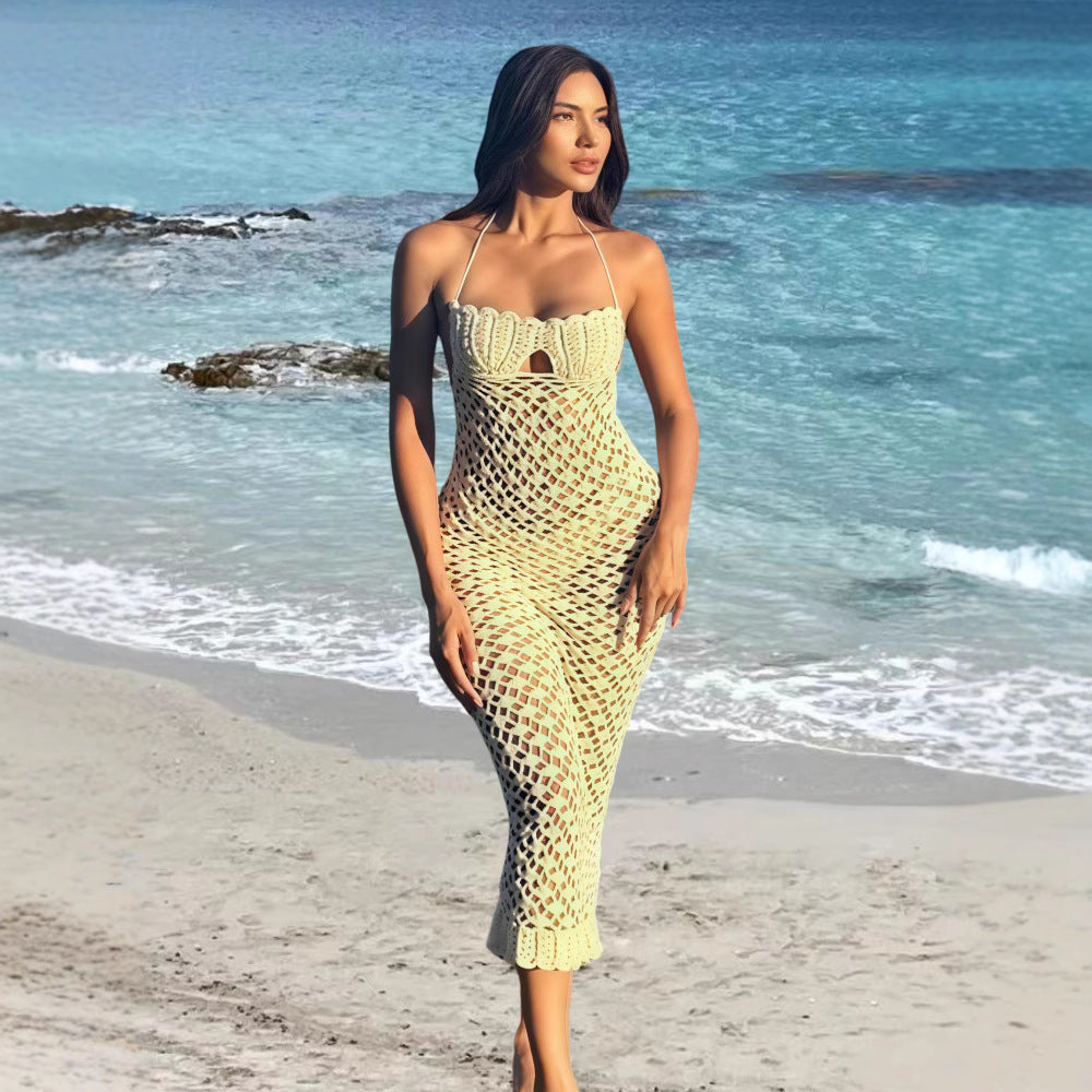 Elegant open-back styling Beach Dress