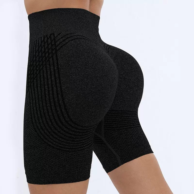 Seamless lifting buttocks yoga pants