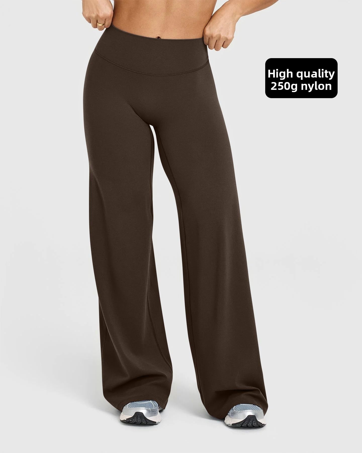 Pantalones rectos y anchos 