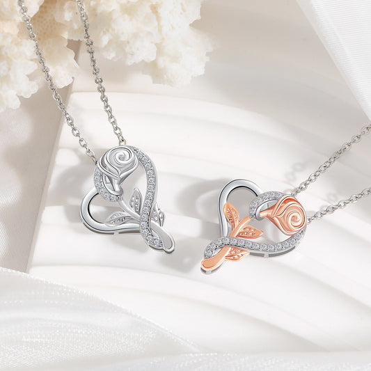 Heart-shaped rose necklace