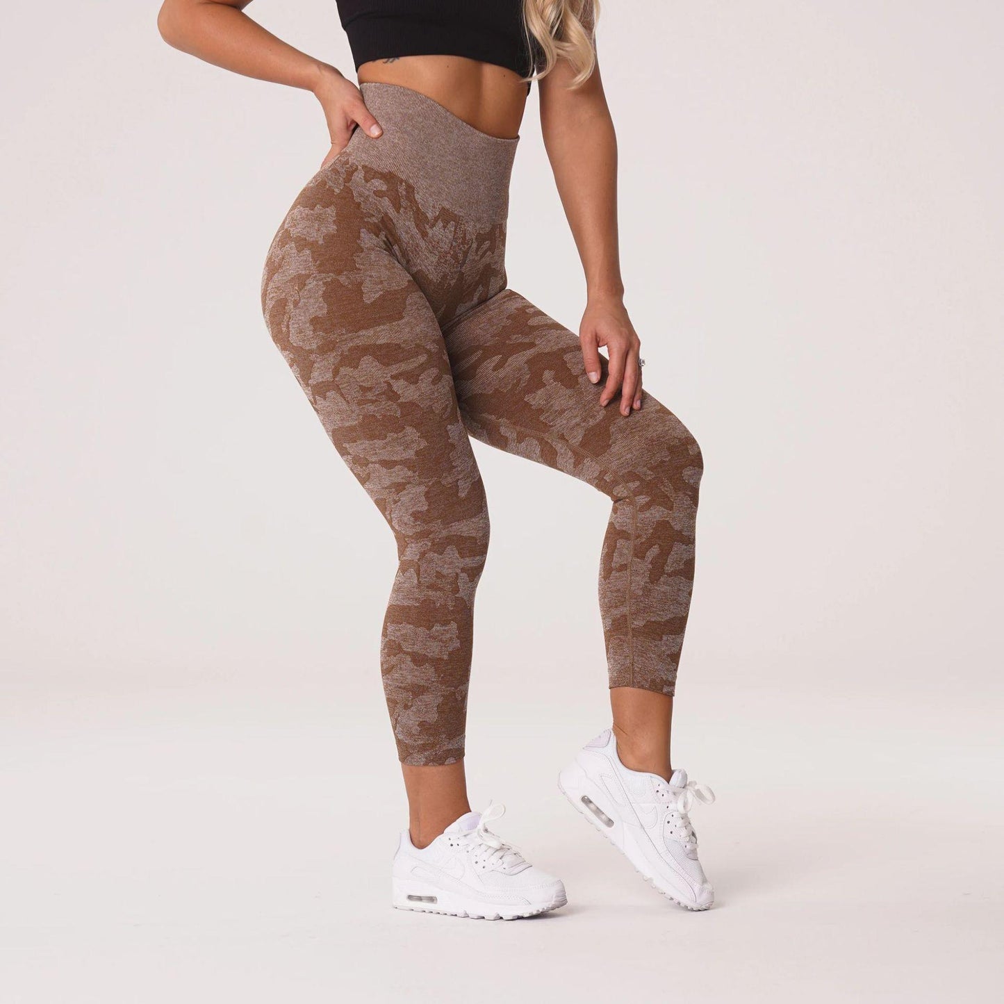 Pantalones de yoga de camuflaje con estampado de nieve 