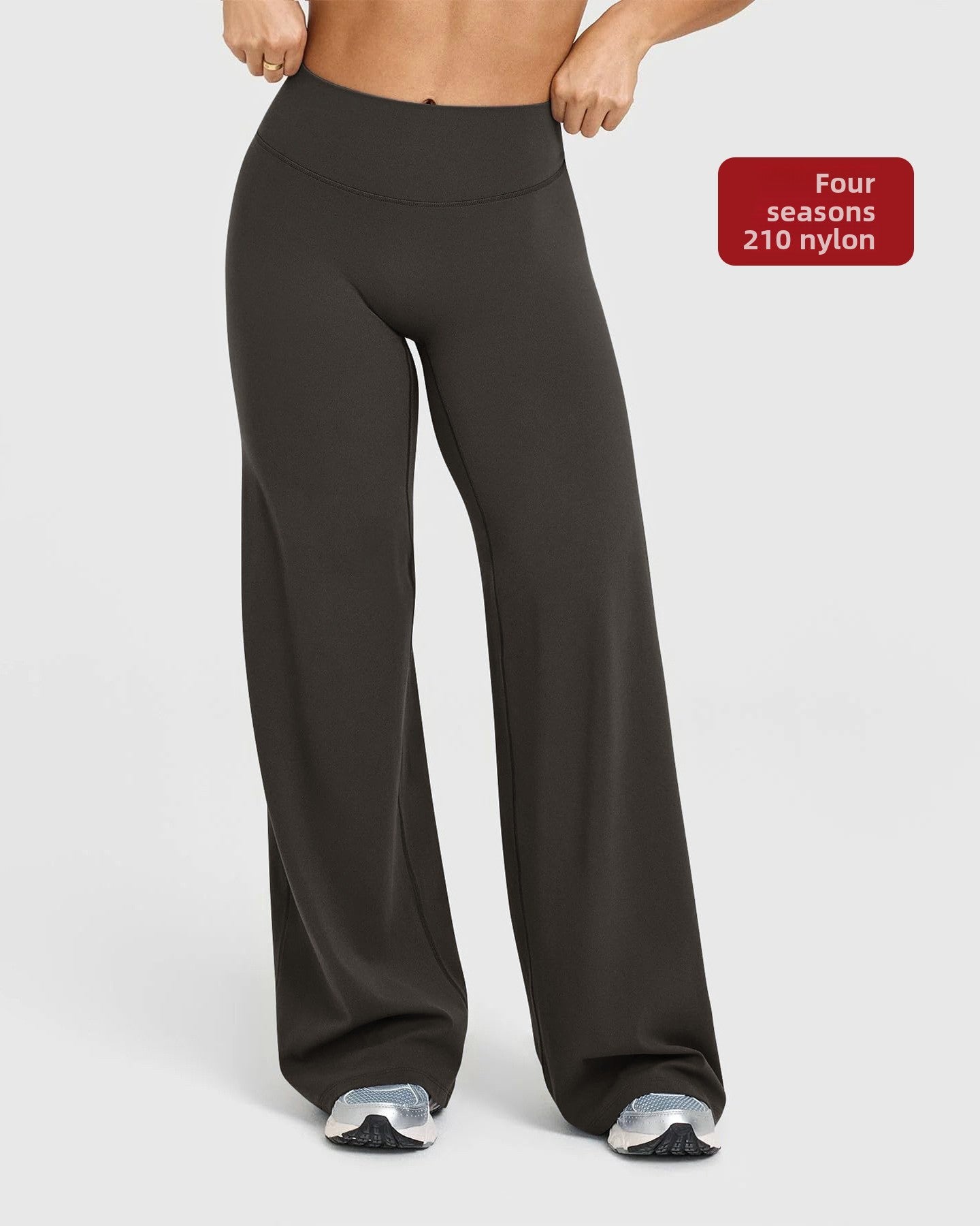 Pantalones rectos y anchos 