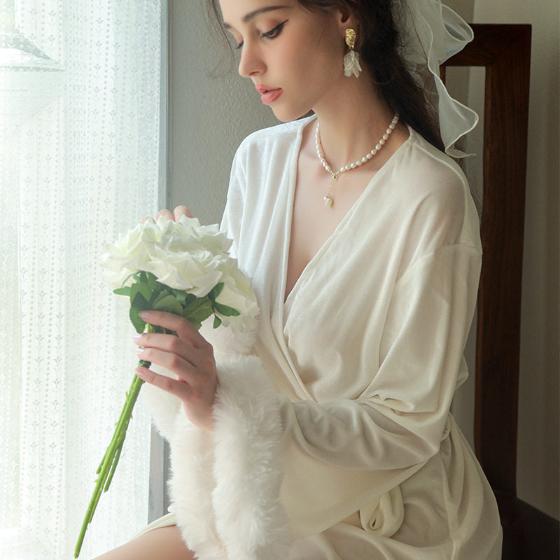 Elegant Appearance Nightgown